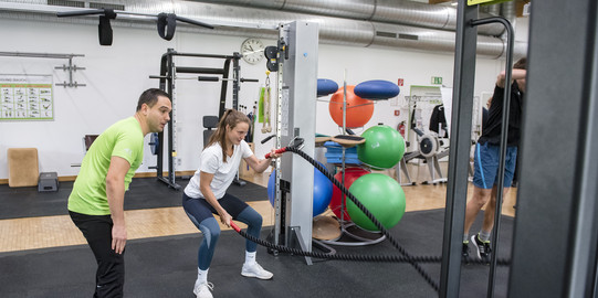 FFW-Trainer am Functional Tower